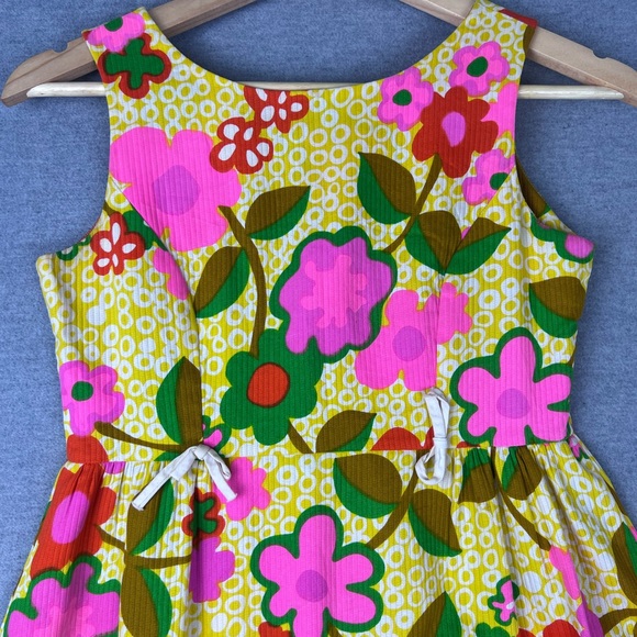 American Vintage Dresses & Skirts - Vintage Young Hawaii Hawaiian Dress size 14 Floral Colorful Made‎ In Hawaii